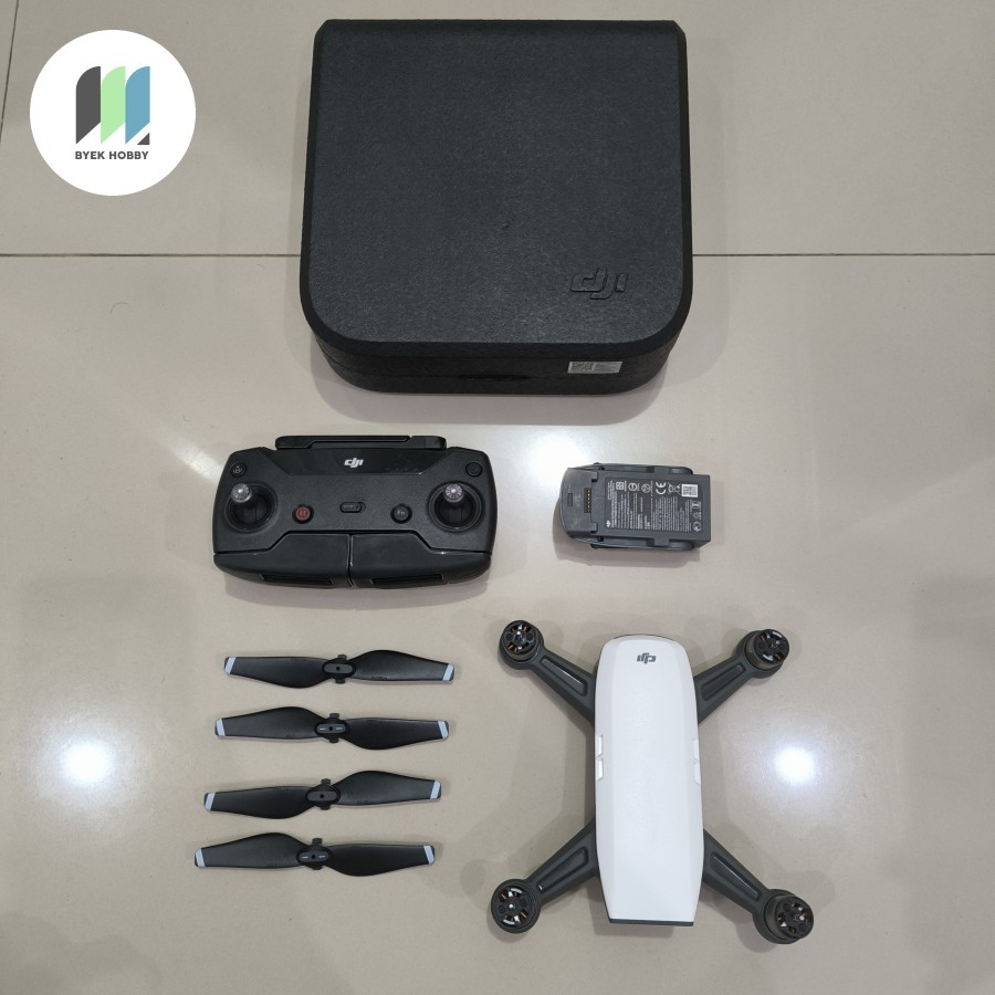 DJI Spark Basic Remote Controller (Drone Second Kamera FHD 12MP)