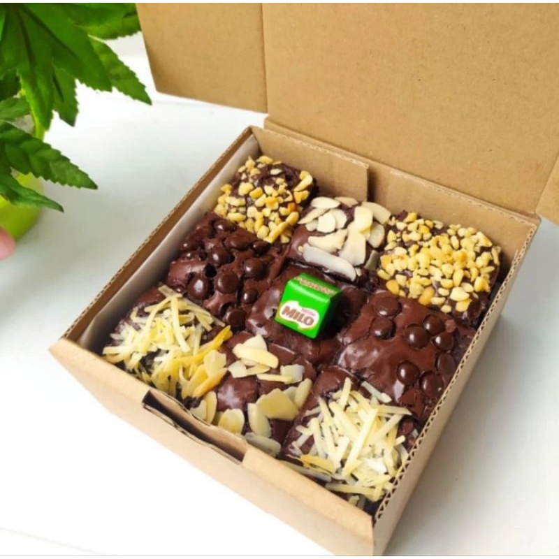 

Fudgy brownies small