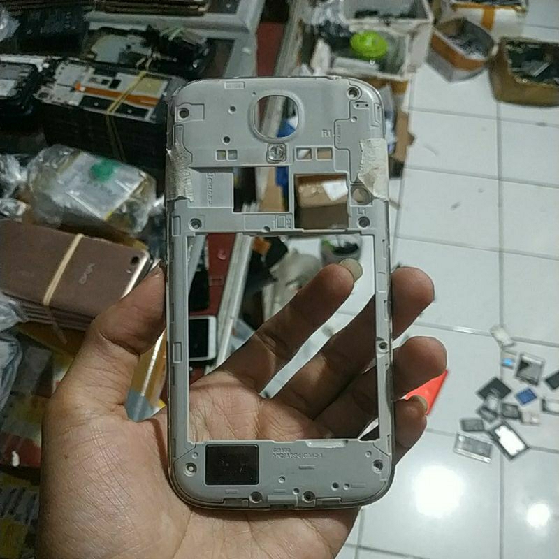 Tulangan BEKAS SAMSUNG S4 i9500