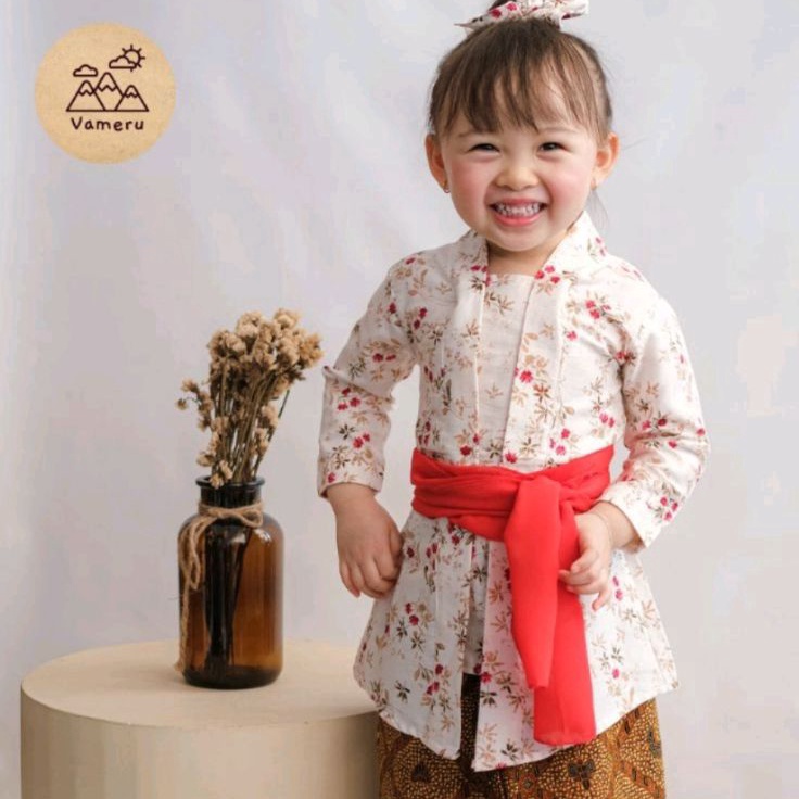 Ready Stok KEBAYA ANAK SETELAN KUTUBARU JAWA REMAJA DEWASA BUNGA VINTAGE JADUL CLASSIC KATUN JEPANG 