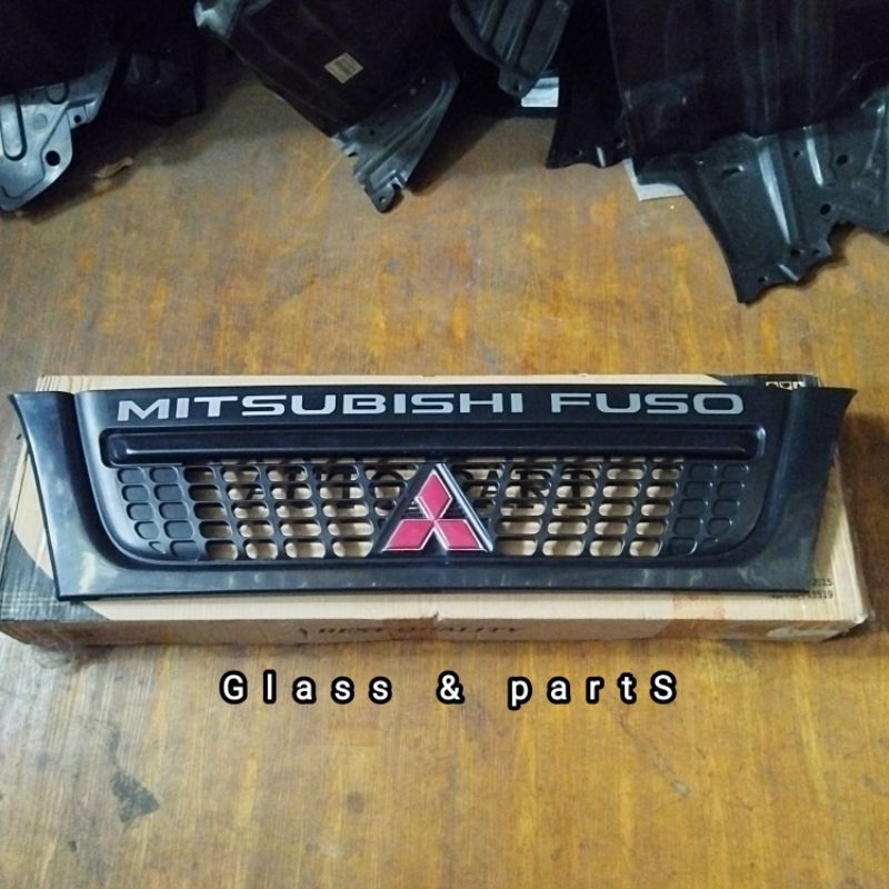 GRILL DEPAN/GRILL RAMBANG MITSUBISHI CANTER 110/126/136PS