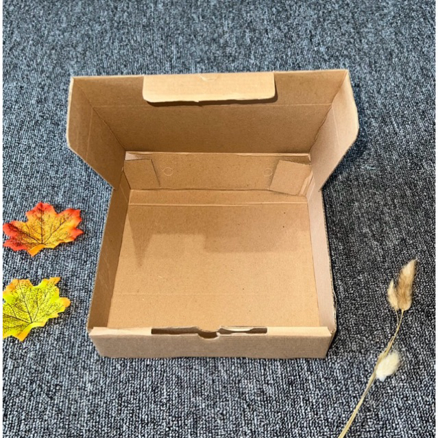 

BOX KADO UKURAN / BOX HAMPERS / KOTAK KADO 25x25x5cm