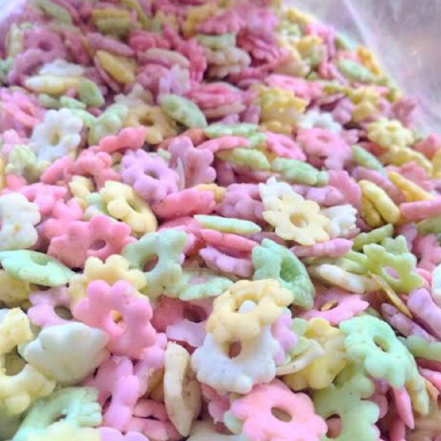 

1 KG CAMILAN BUNGA SAKURA WARNA