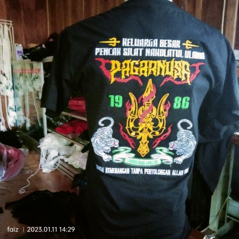 Kaos bordir pagar Nusa