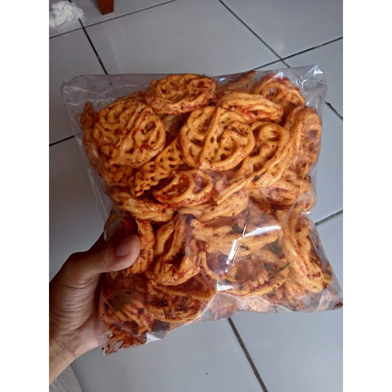 

Tasty Spicy - Kerupuk Mie Pedas 250gr