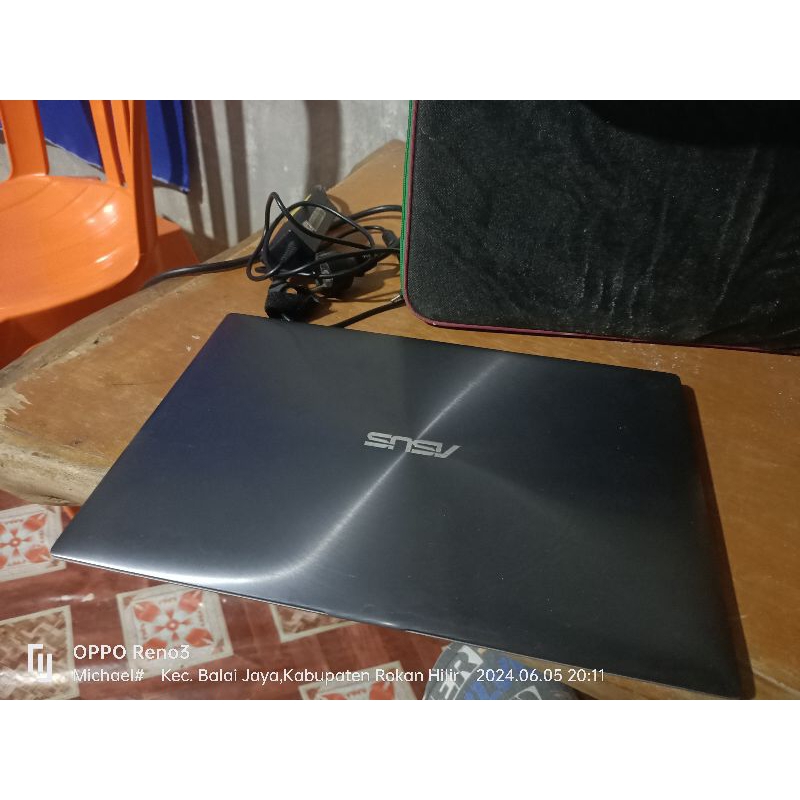 Laptop Asus Zenbook UX31E Intel Core i7 Ultra Slim.