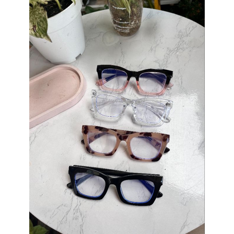 kacamata frame wanita tebal gaya Skena kacamata boldie frame engsel besi