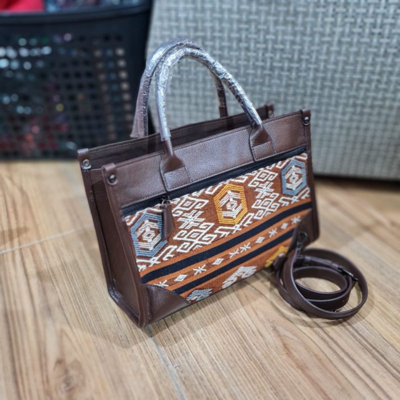 DITAS TAS TENUN NTT, TAS ETNIK, SOUVENIR NTT, TAS HANDMADE