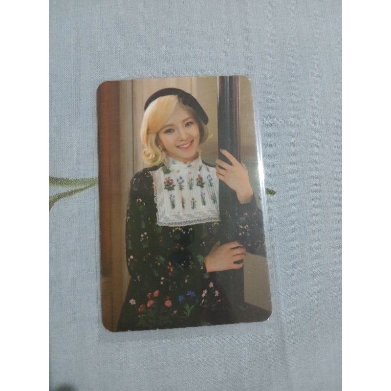 Hyoyeon You Think photocard