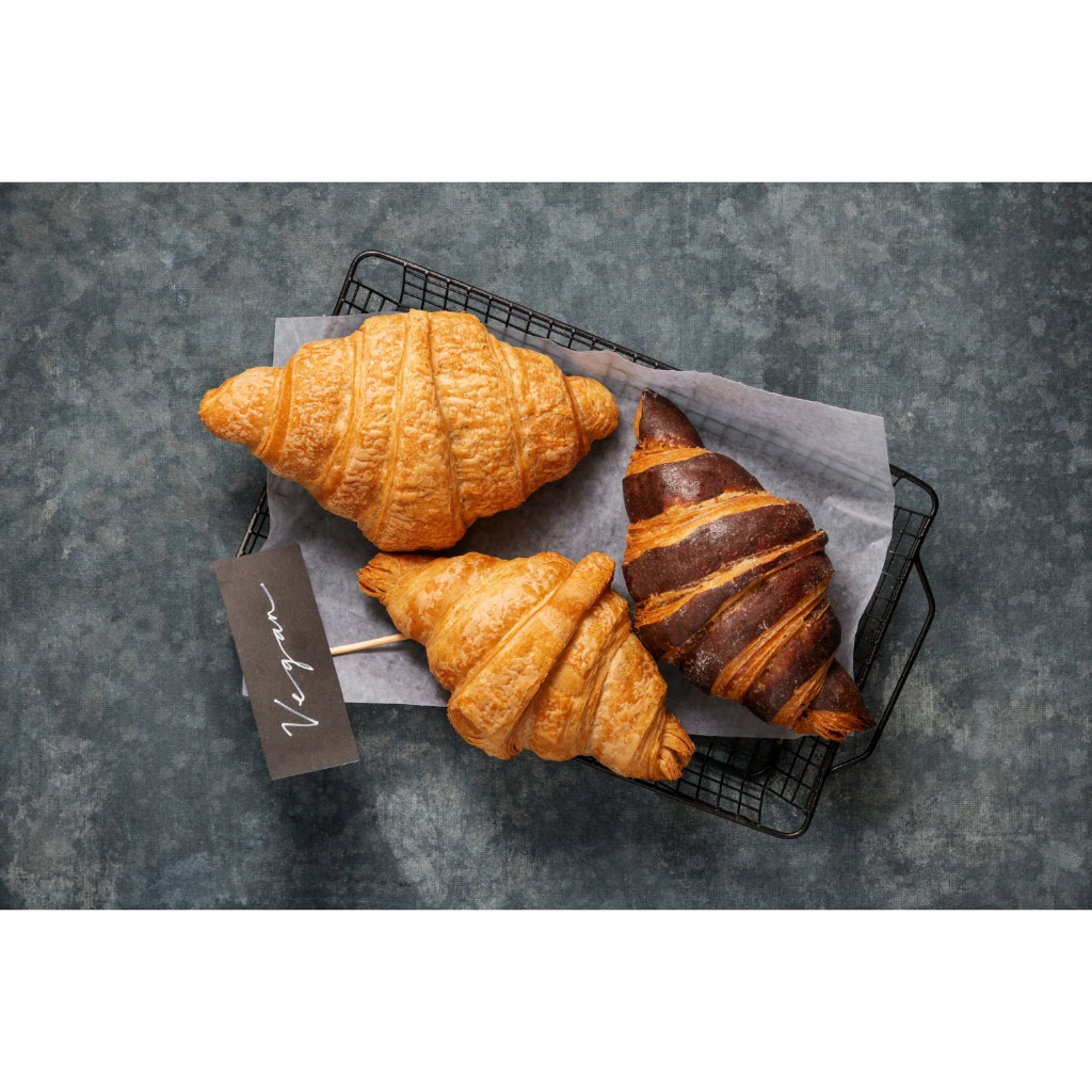 

Premium Croissant / Kroisant Roti. Butter kroisant, Almond Kroisant dan Original