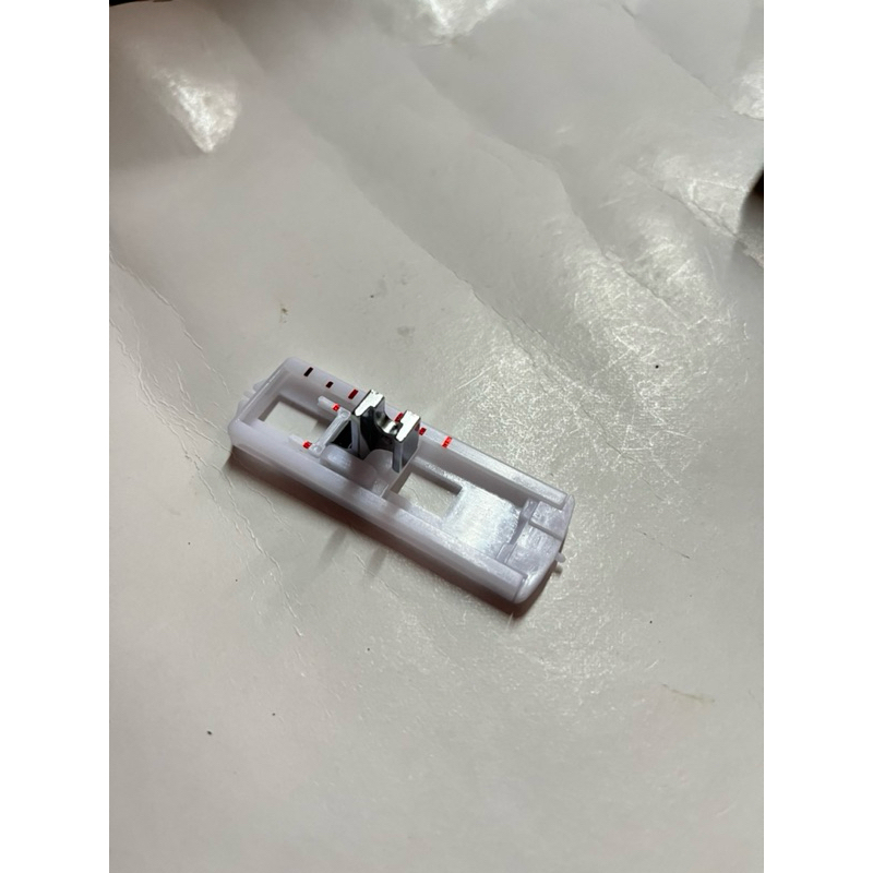 SEPATU LUBANG KANCING MESIN JAHIT PORTABLE