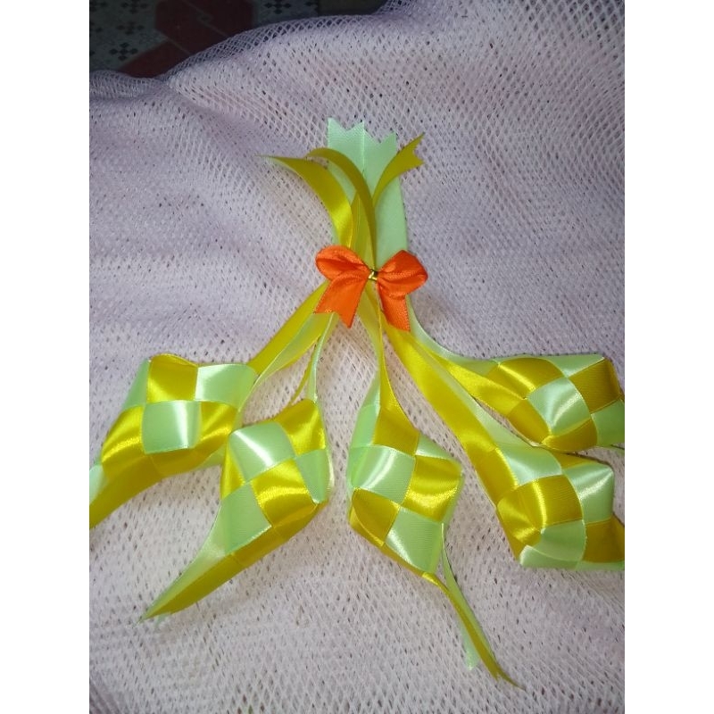 

KETUPAT PITA,KETUPAT KERAJINAN,KETUPAT SATIN 2cm
