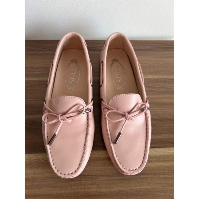 Tods Mocassin Pink Flat Shoes