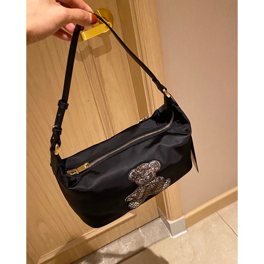 DAKS Original New British Style Little Bear Dumpling Bun Underarm Bag Handbag Fashion Women's Bag