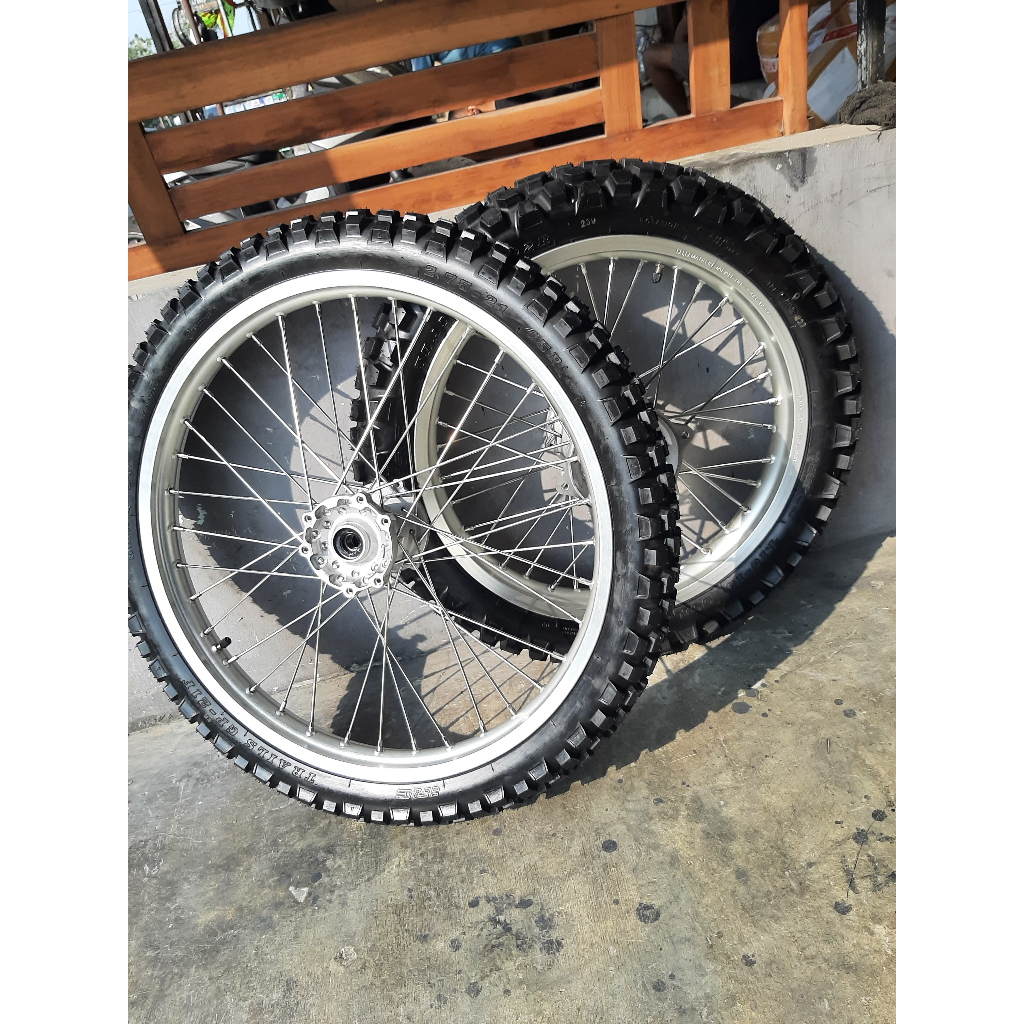 Velg Set Ori Yamaha WR 155 Ring 18/21 Original Copotan Motor