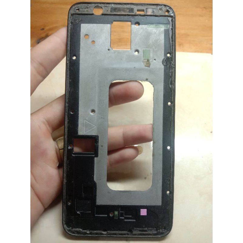 Frame/tulang tengah Samsung Galaxy A6 plus original