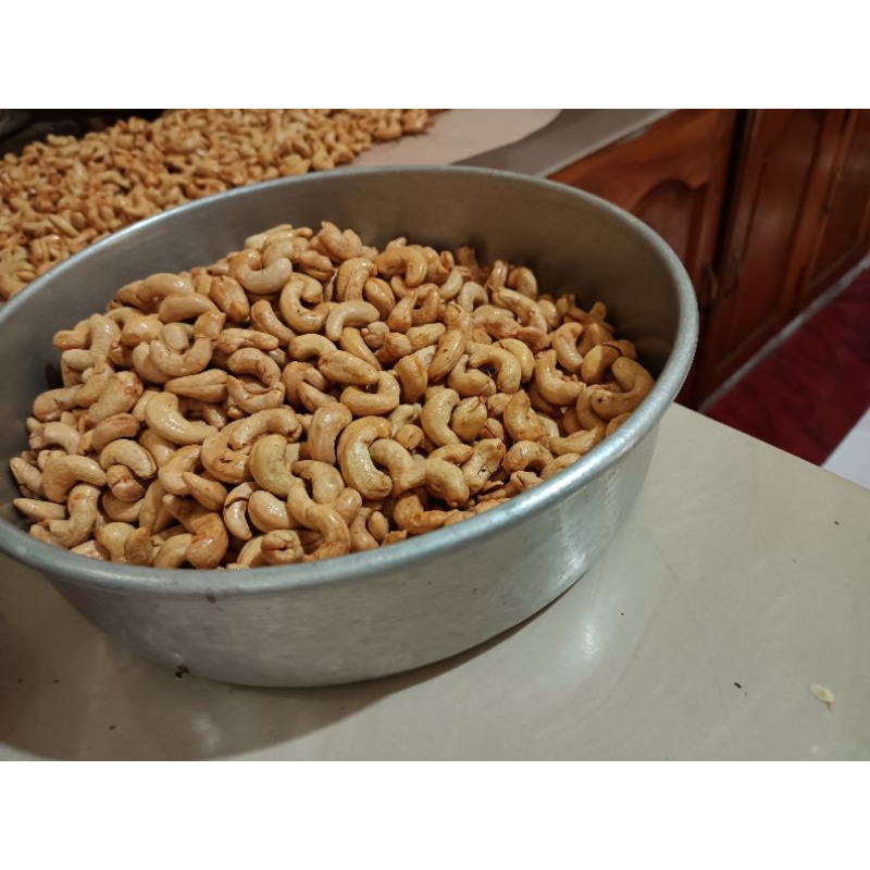 

KACANG METE GORENG BAWANG ASLI WONOGIRI