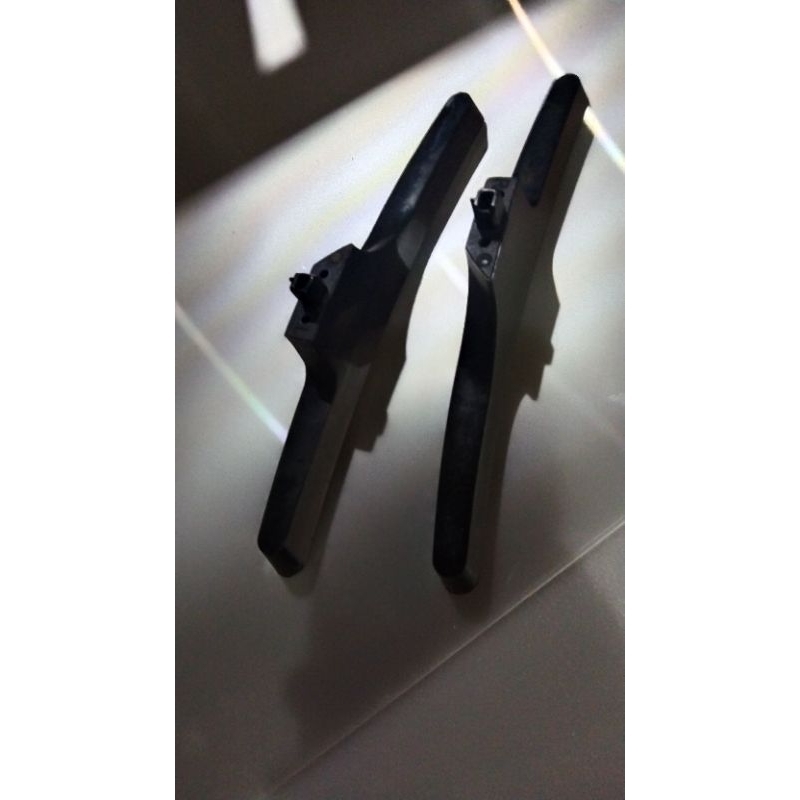 STAND KAKI SAMSUNG UA32J4303 DUDUKAN TV SAMSUNG 32J4303 KAKI 32J4303