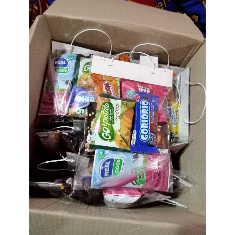 

Parcel murah parcel Snack ulang tahun anak parcel Snack mini parcel lebaran anak