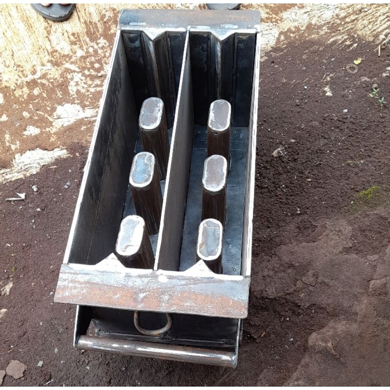 cetakan batako double engsel 35x15x10cm lobang 3