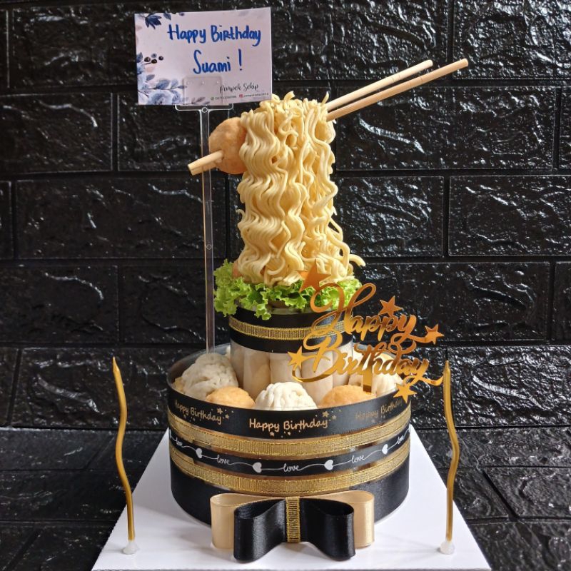

[BISA DADAKAN] Kue Flying Noodle isi 30 | Kue Ultah pempek | kue ulang tahun pempek | pempek tower | pempek cake | birthday gift