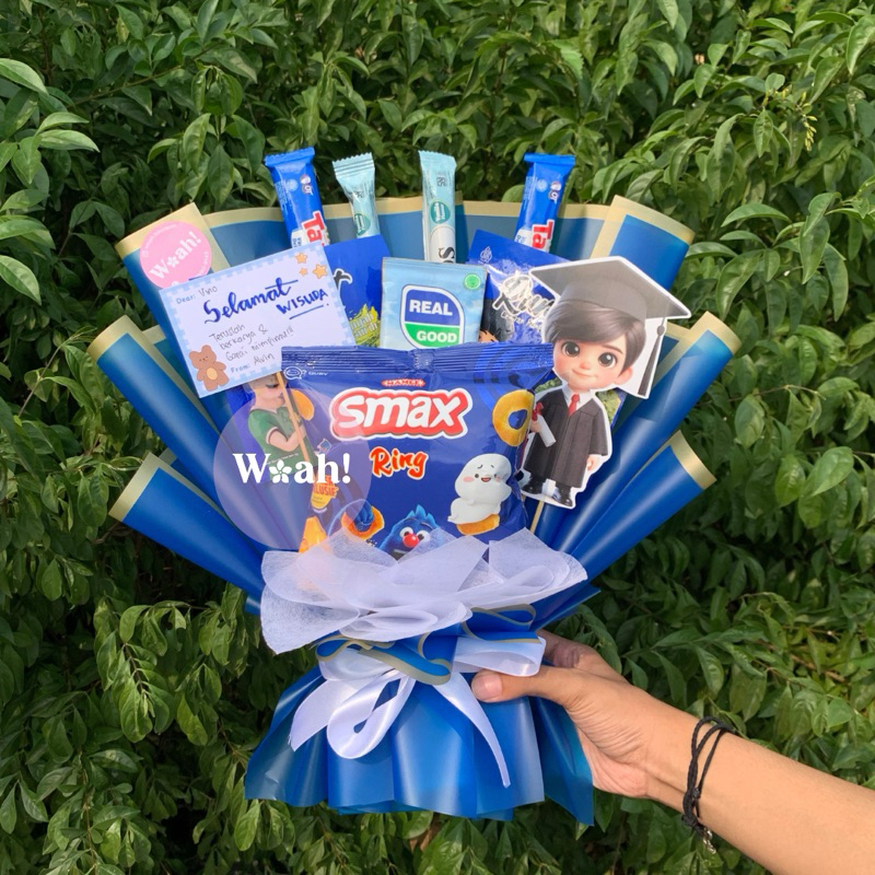 

Buket Snack M Topper Wisuda / Snack Bouquet / Buket Wisuda Anak / Graduation Bouquet / Buket Bantul Yogyakarta