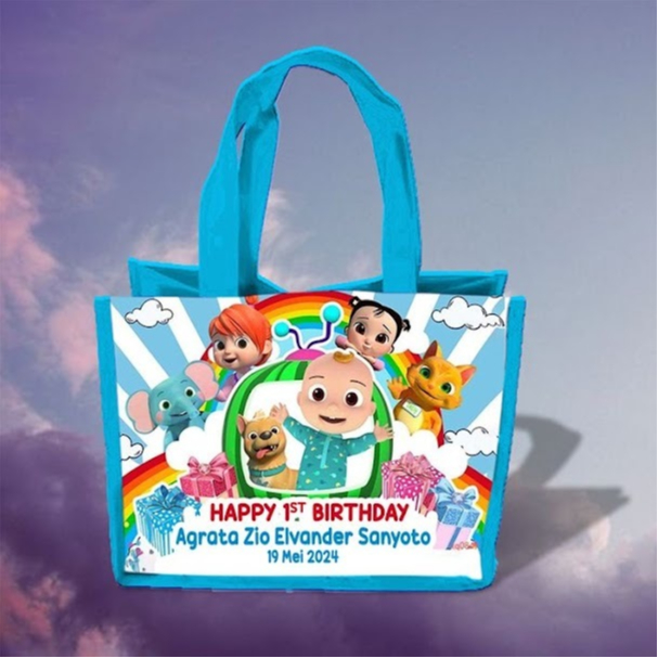 

Tas Goodie Bag Ulang Tahun Souvenir Custom Karakter