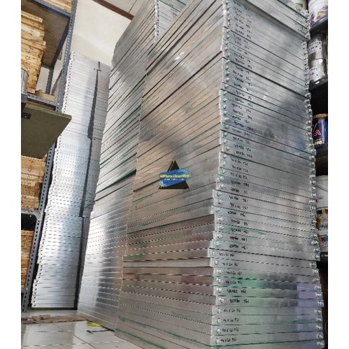 

Tawaran Screen Alumunium 4x6 T48 T54 T61 T77 T12