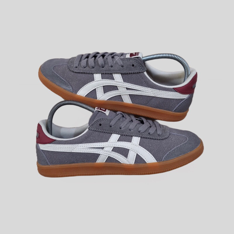 ONITSUKA TIGER TOKUTEN GREY SIZE 40