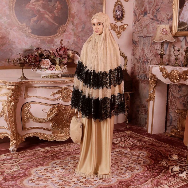 Mukena Mandjha Ivan Gunawan - Balqis Brown