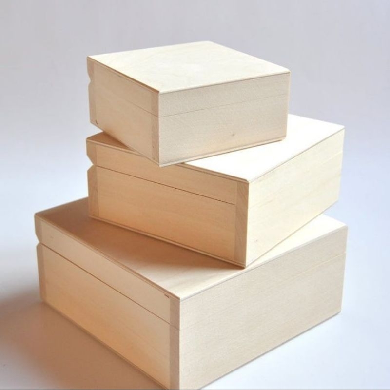

wooden box packaging