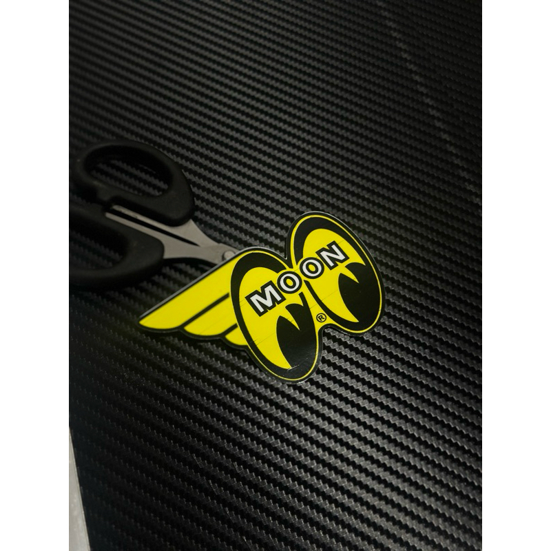 STIKER MOON EYES UNTUK MOTOR PLAT HELM DLL