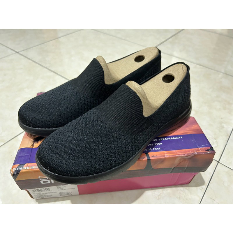 Skechers On The Go Flex