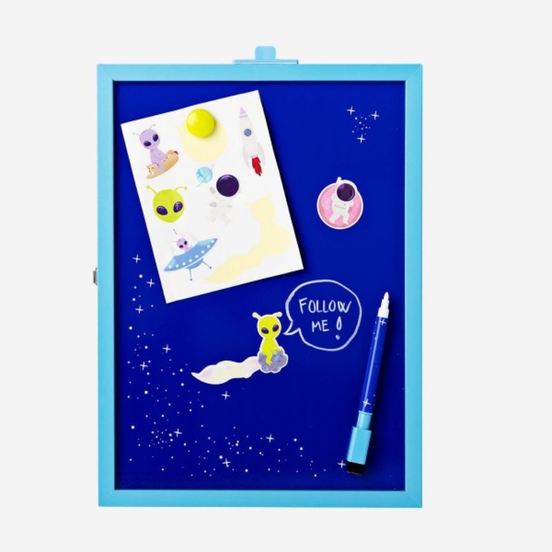 

FLYING TIGER FTC WHITE BOARD WITH MARKERS AND STICKERS SET PAPAN TULIS BINTANG ALIEN