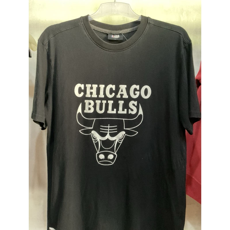 tshirt uniqlo chicago bulls geade ori
