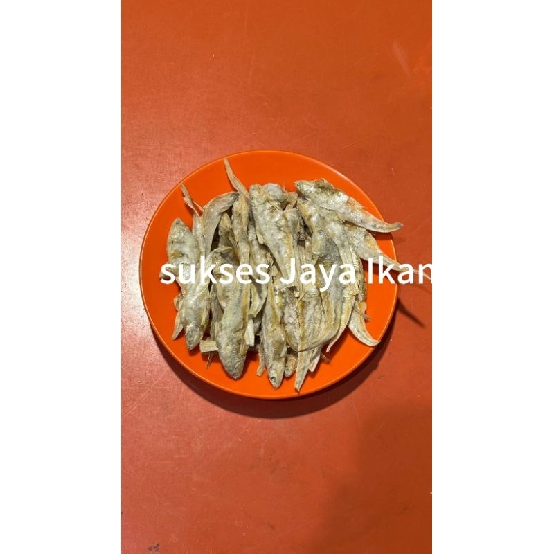 

ikan asin bulu ayam kering tersedia 250g, 500g ，1000g