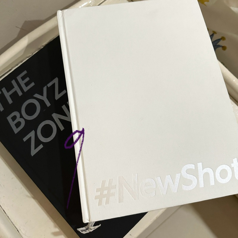THE BOYZ PHOTOBOOK - THE BOYZ ZONE / NEWSHOT / BE YOUR OWN KING (BYOK)
