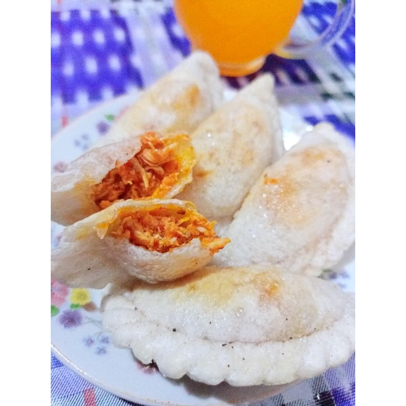 

CIRENG ISI AYAM SUWIR PEDAS isi 10pcs