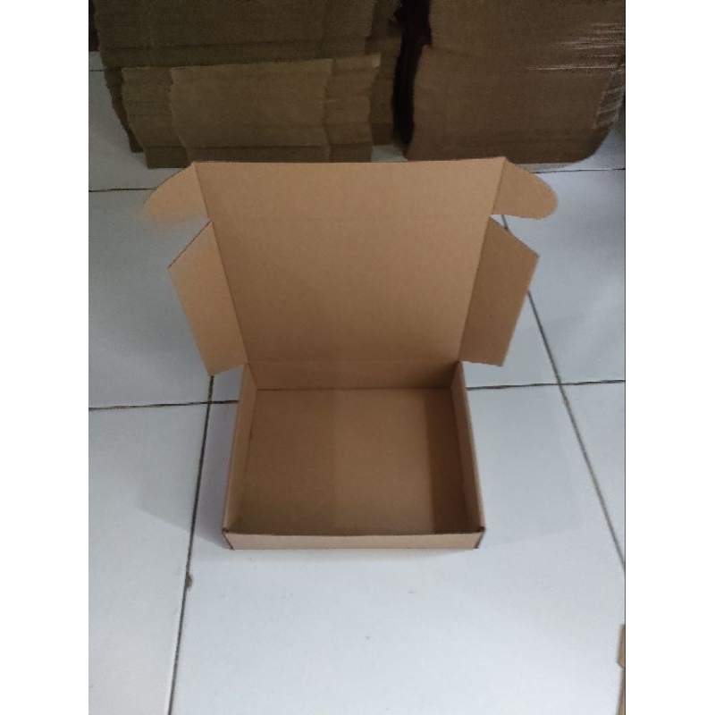 

Aksesoris Vespa / Box Pacing / Alat Packing / Dus Packing/ Aksesoris