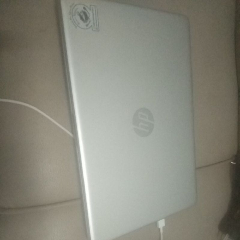 laptop hp 14s cf2517tu