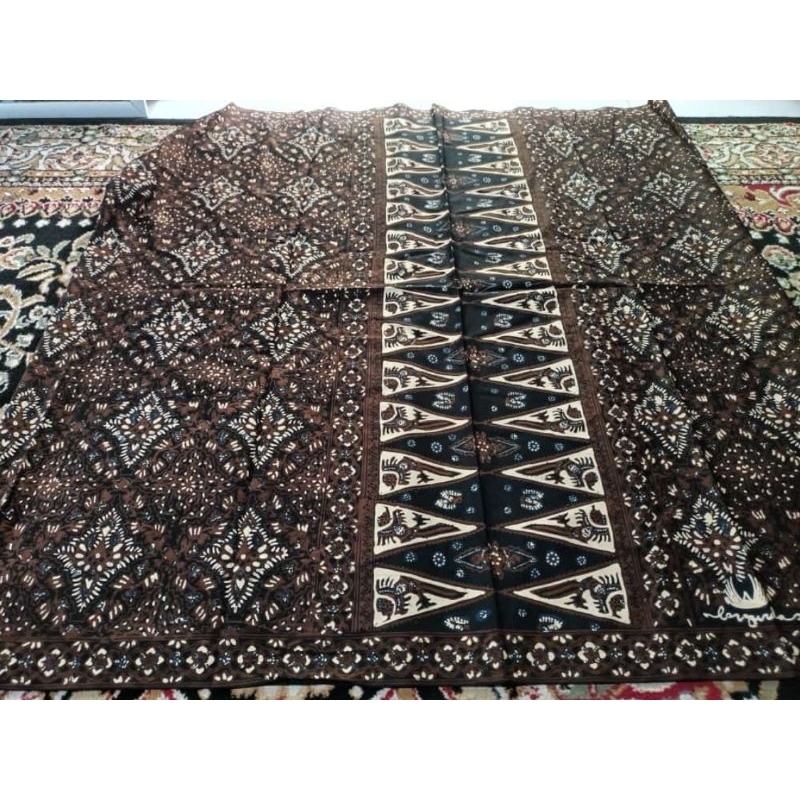 Lar Gurda, Sarung Batik Tradisional Eksklusif LAR GURDA ASLI