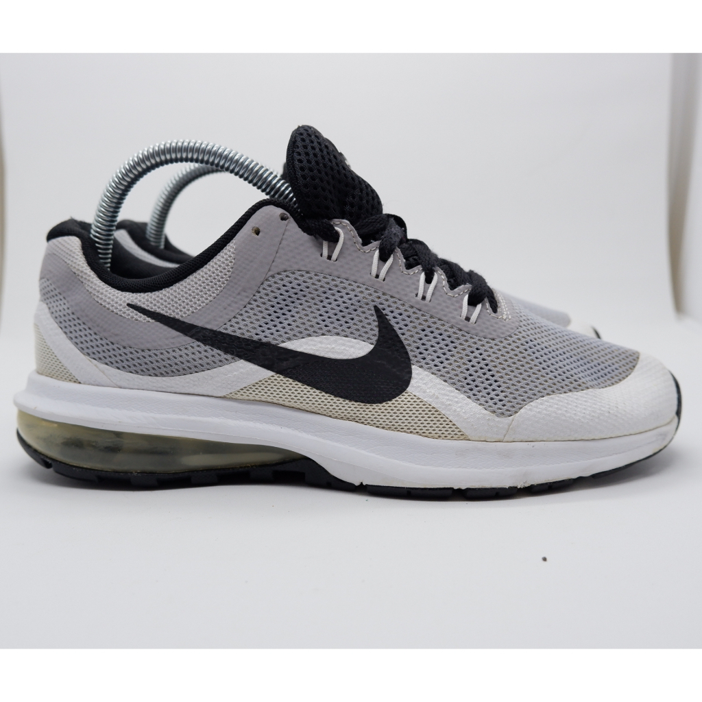 SEPATU BEKAS / SECOND SIZE 40 120 Nike AIR MAX DYNASTY 2