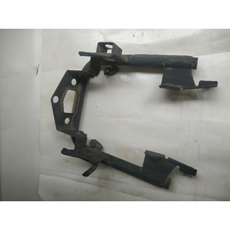 bracket dudukan pangkon lampu belakang stoplamp astrea grand bulus bulus original copotan