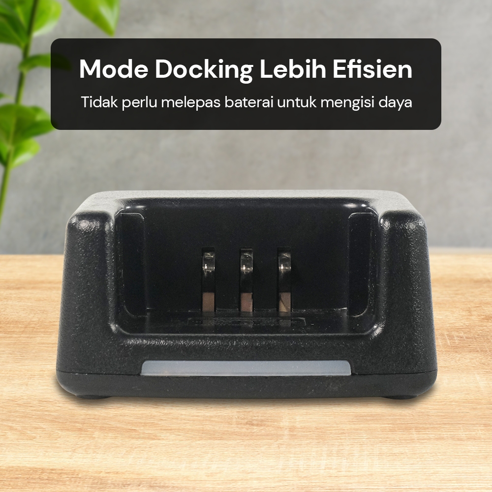 Pofung Charger HT Walkie Talkie for DM-1801 with Light Indicator - CH1801 - Black