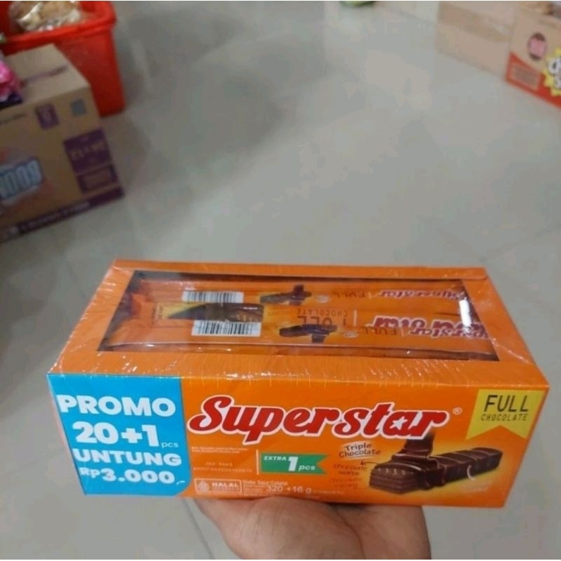 

KS - 1 Box Wafer Superstar isi 20 / Wafer Coklat / Wafer Superstar