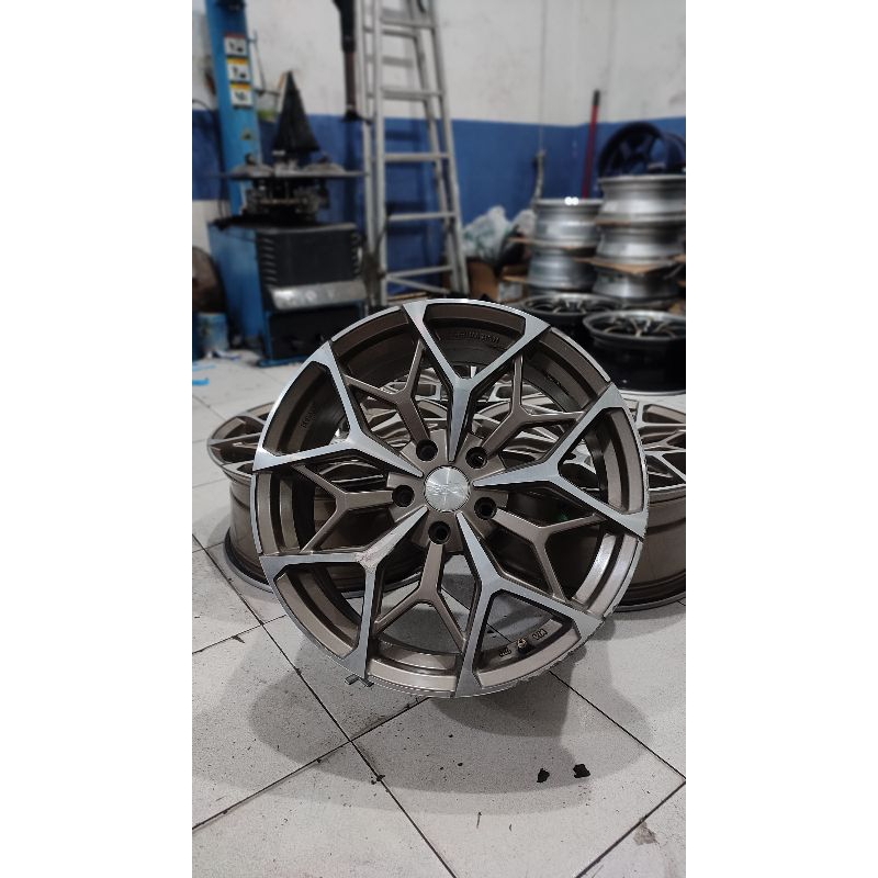 Velg HSR MYTH01 ring20 lebar 8 pcd 5x114 et 45