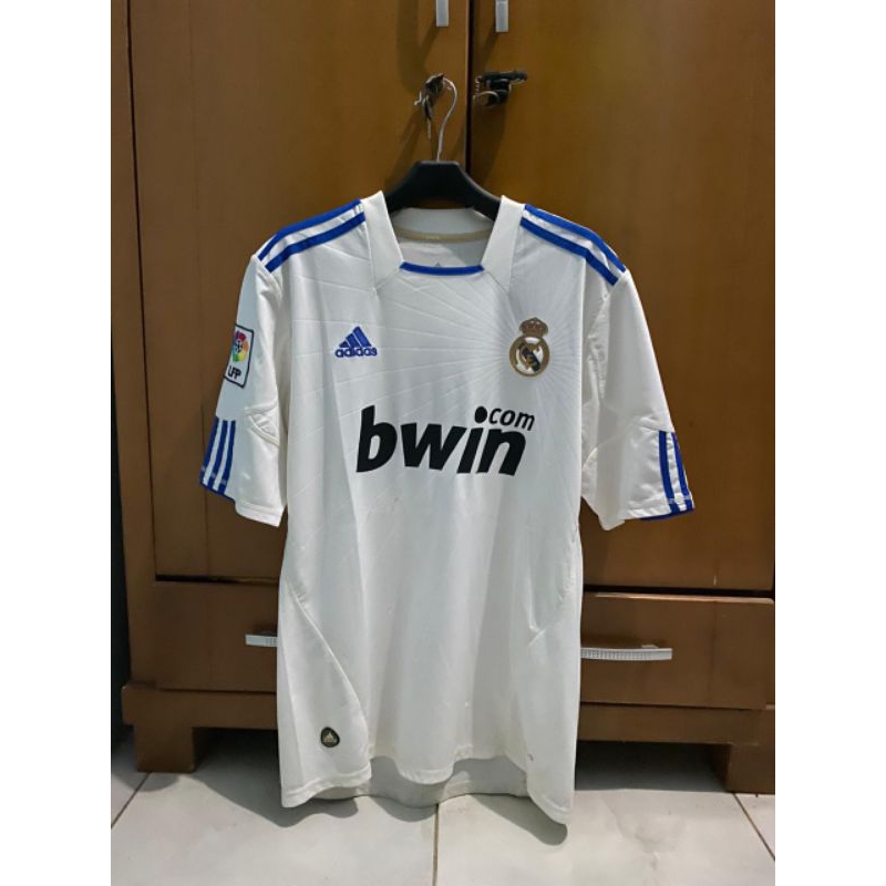 Jersey Real Madrid Retro Home 2010