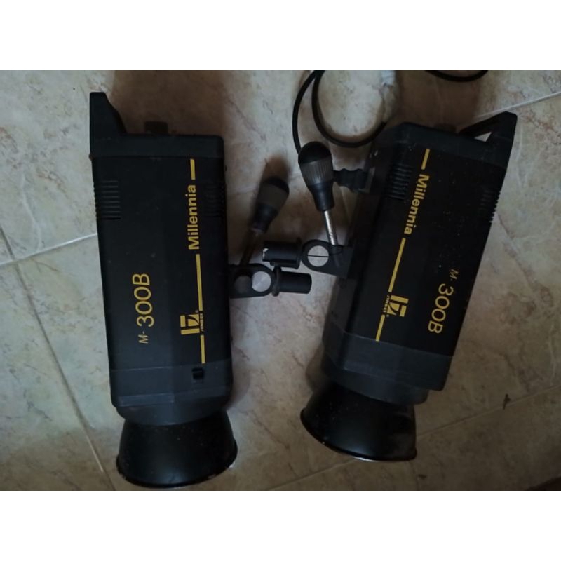 LAMPU LIGHTING JINBEI M 300B