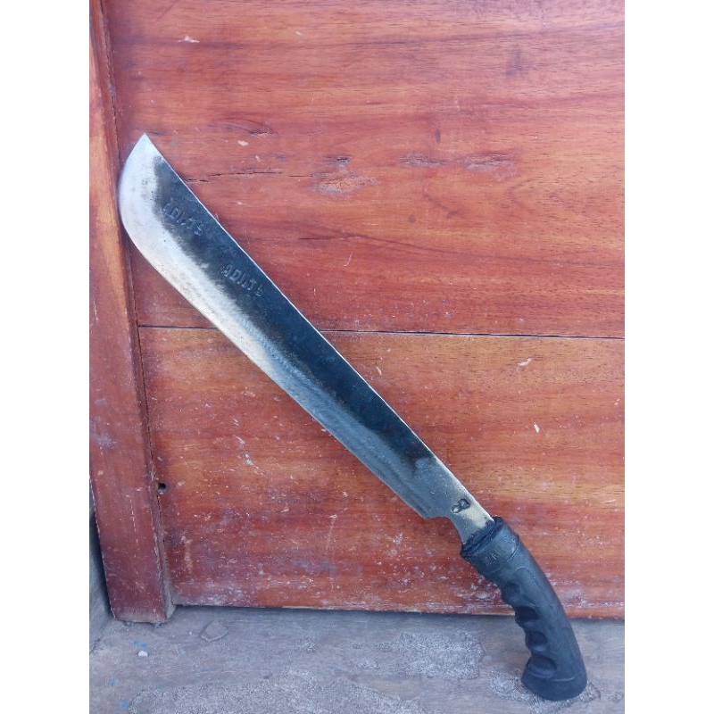 Baja per asli pisau berkebun