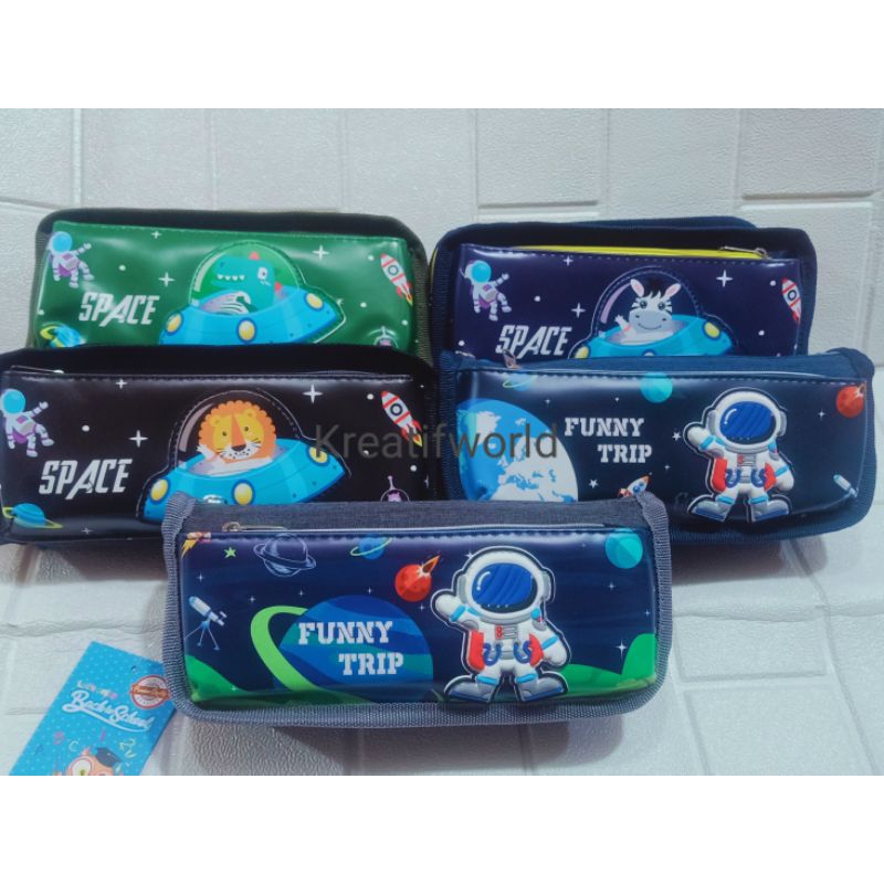 

Kotak/Dompet pensil karakter Astronot bahan berkualitas